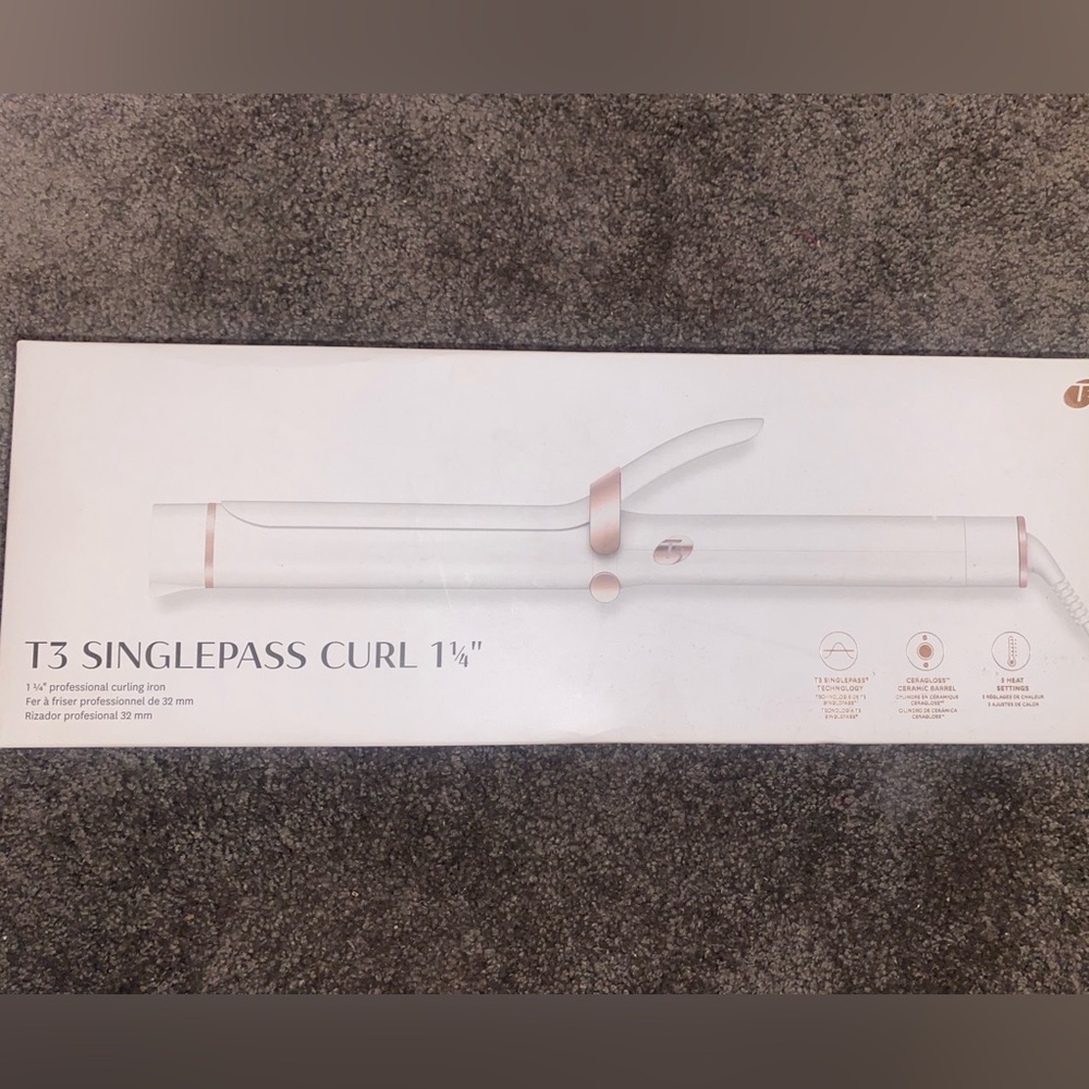 Brand New in Box. T3 Single Pass Ceramic Curling Iron 1.25”